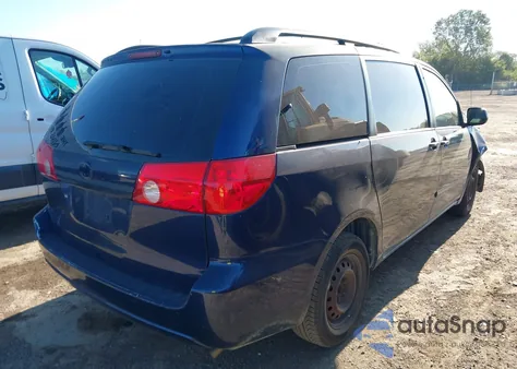 2008 Toyota Sienna Ce z USA, uszkodzony, nr VIN 5TDZK23C28S106879